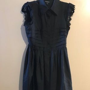Bebe dress with lace sleeves